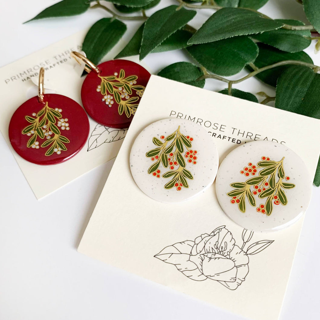 Mistletoe in Circle Stud